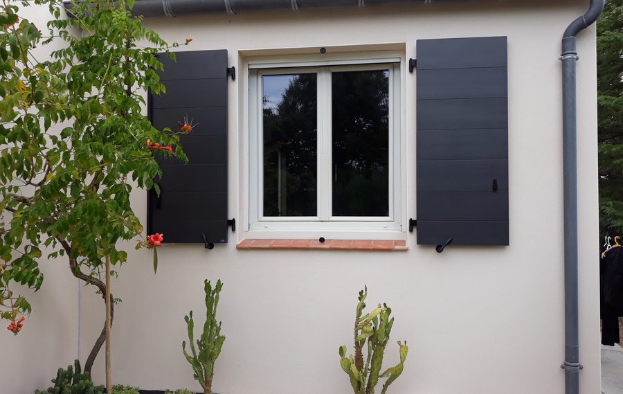 Volets battants épurés à Champigny sur marne