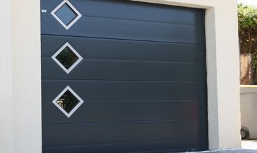 Portes de garage &agrave;&nbsp;CHAMPIGNY SUR MARNE